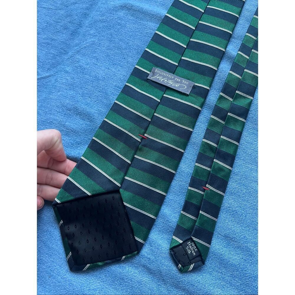 VTG Lord & Taylor Italian Silk Tie Ivy Style Old Money Prep Repp Stripe 4"